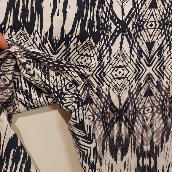 ❣️Ladies Atmosphere skinny pants size 14 (#291) - Picture 3 of 9